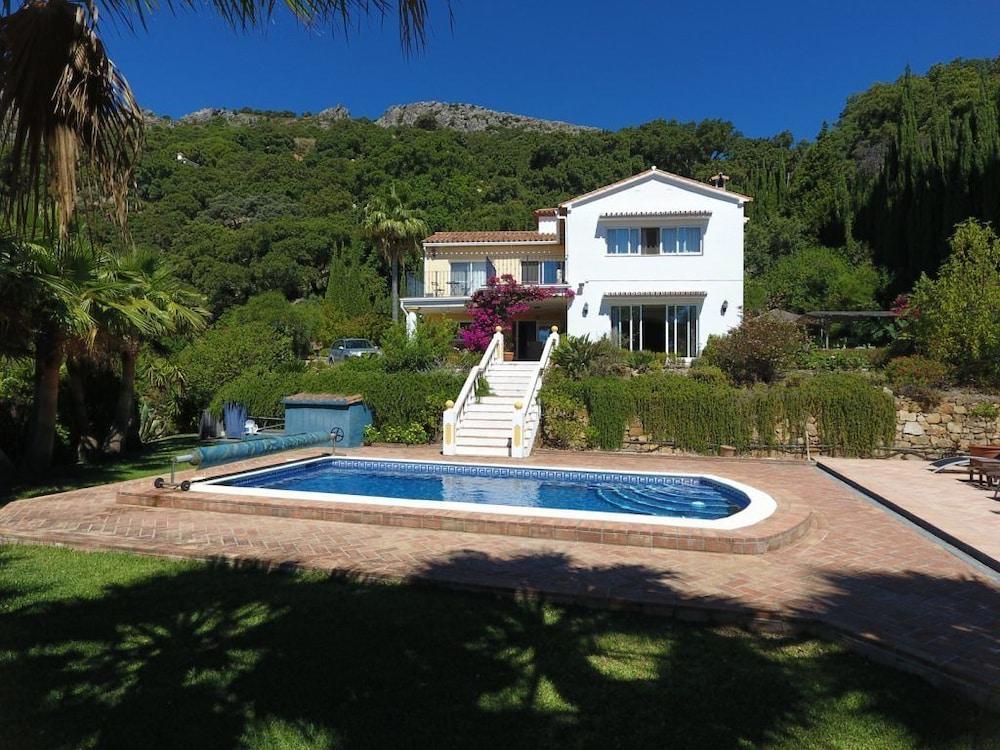 Kia Ora Retreat Casares Ngoại thất bức ảnh